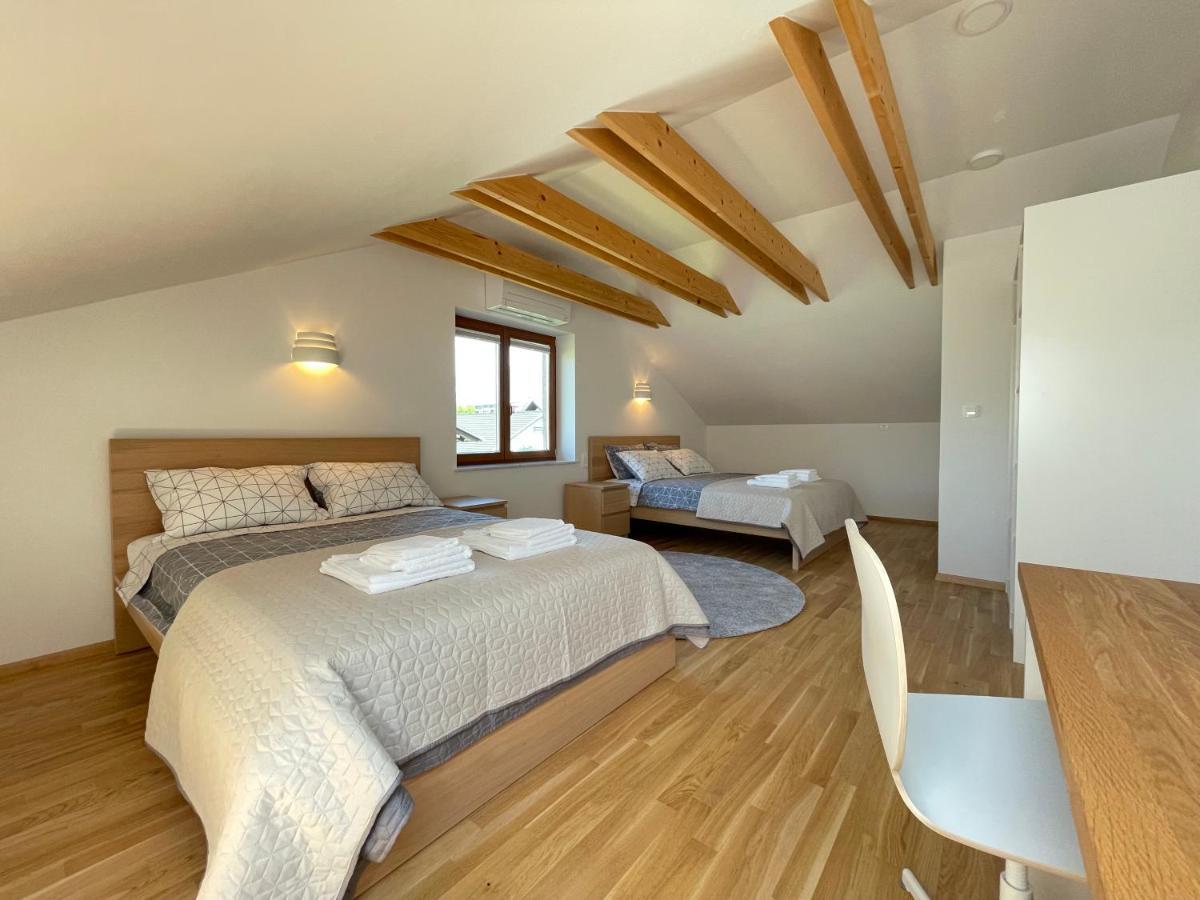 Apartment Anmari Радовлица Екстериор снимка