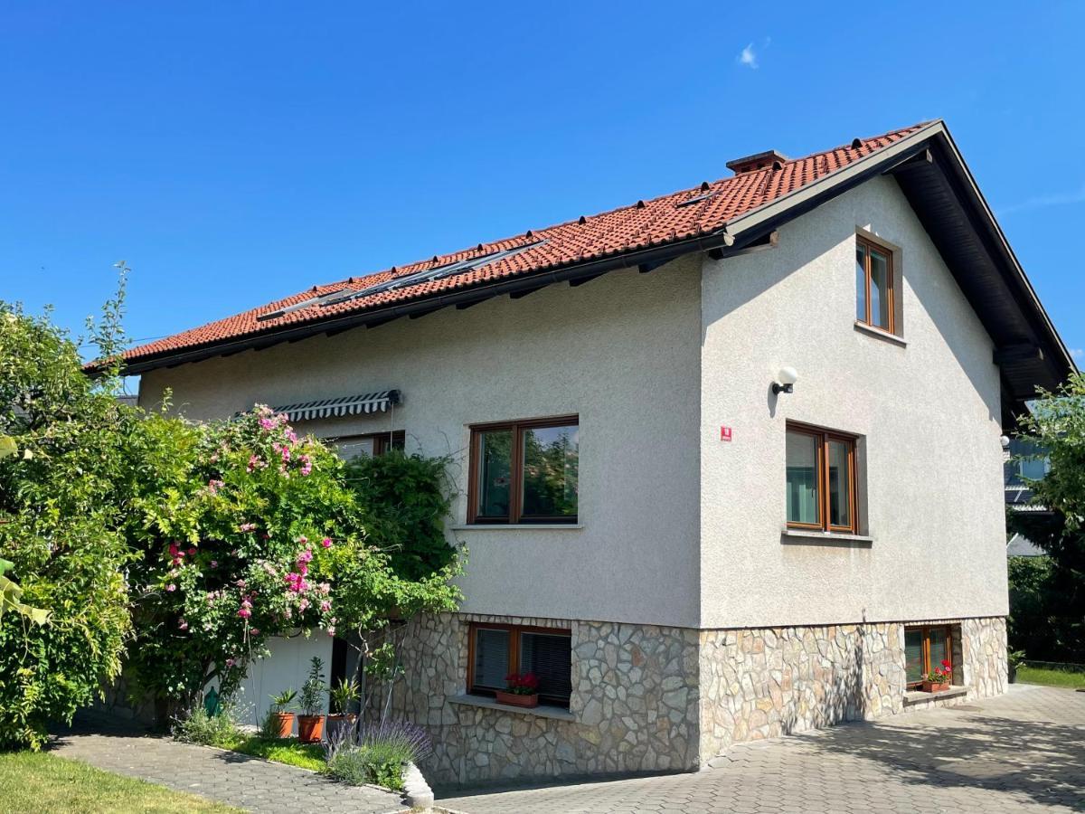 Apartment Anmari Радовлица Екстериор снимка